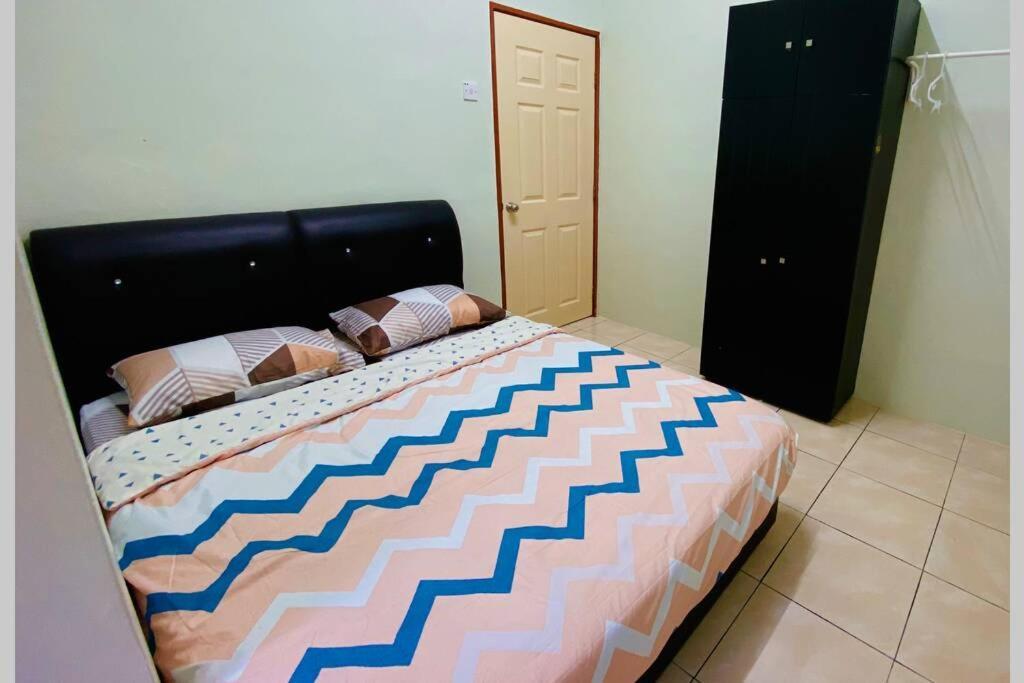 LILY VACATION HOME at CAMERON HIGHLANDS - 13 PAX,FREE WiFi w CARPORCH Tanah Rata Zewnętrze zdjęcie